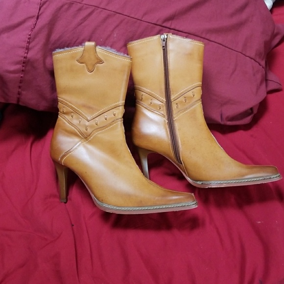 Shoes - Boots with the Fur